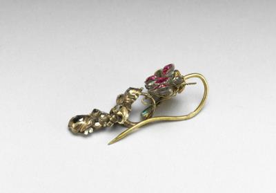 图片[2]-Earring decorated with glassinlaid flowers, Qing dynasty, Tongzhi reign(1862-1874)-China Archive